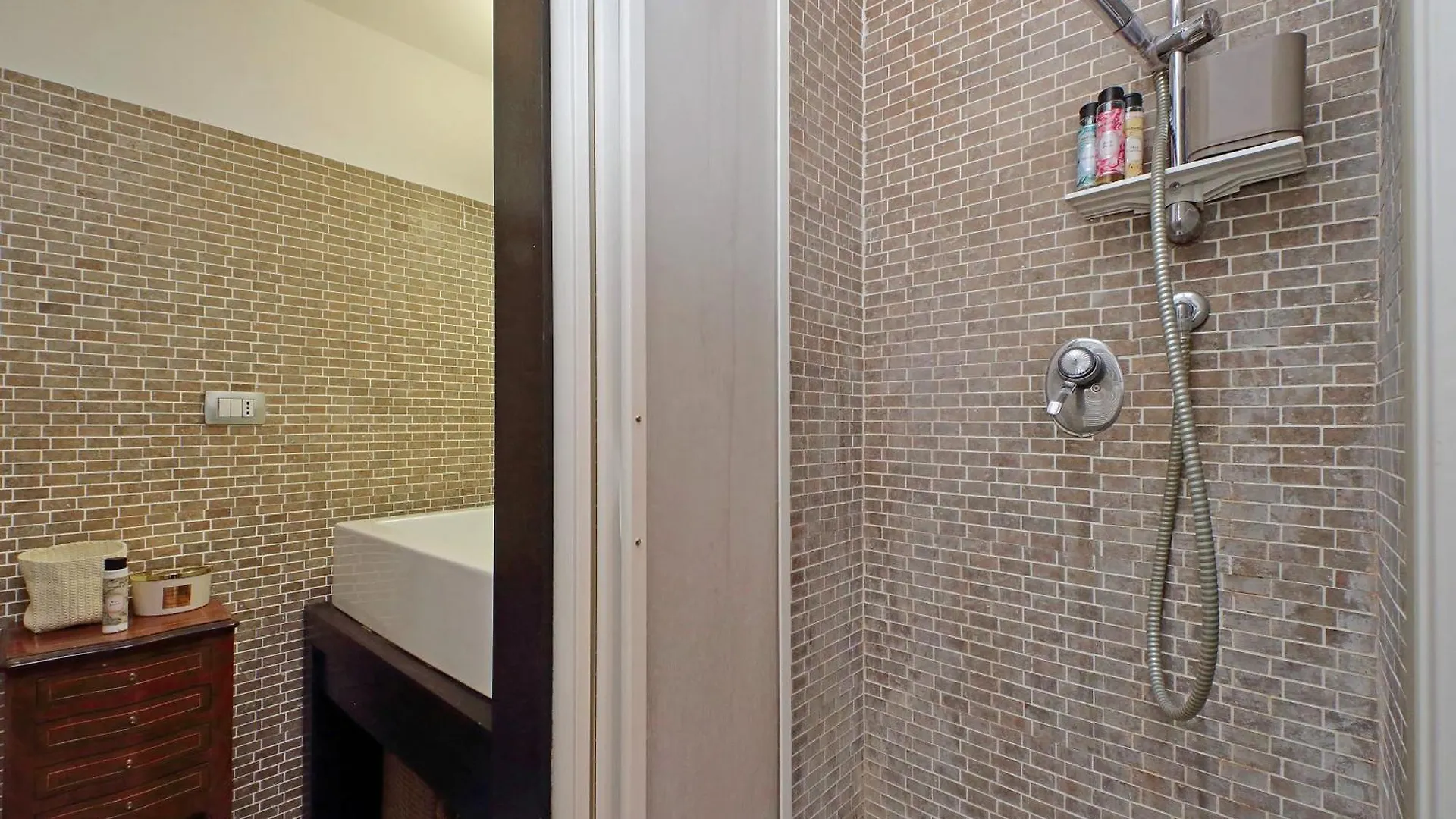 Manzoni Apartment Rome 0*,